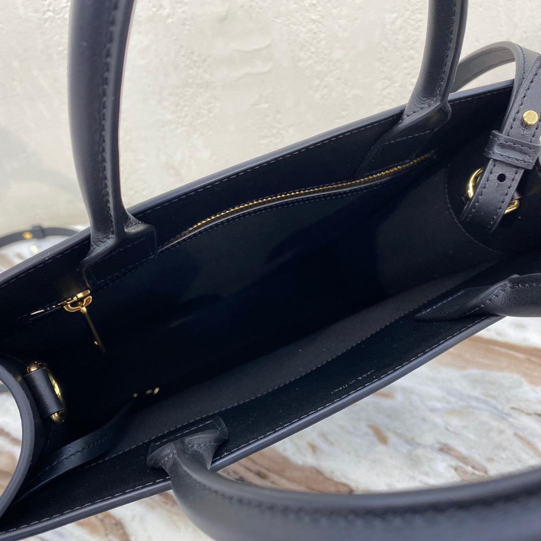 Shoppingbags crossbody bags big space womens mens fahion handbags high quality fabric and leather shouderbags brand design messenger bag cla
Shoppingbags crossbody bags big space womens mens fahion handbags high quality fabric and leather shouderbags brand design messenger bag cla