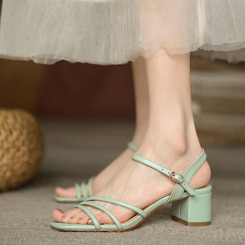 sandals genuine leather of women high-heeled shoes with thick heels for woman buckle concise red-green white ladies k9z6, Black
sandals genuine leather of women high-heeled shoes with thick heels for woman buckle concise red-green white ladies k9z6, Black