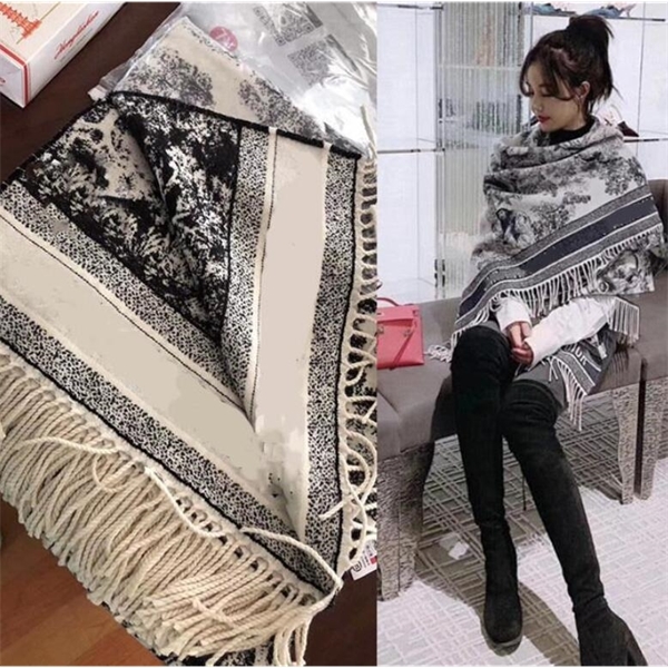 D MAISON designer FIERCE Toile de Jouy shawl wool luxury scarfs designers winter ladies mens womens cashmere scarf xwl
D MAISON designer FIERCE Toile de Jouy shawl wool luxury scarfs designers winter ladies mens womens cashmere scarf xwl