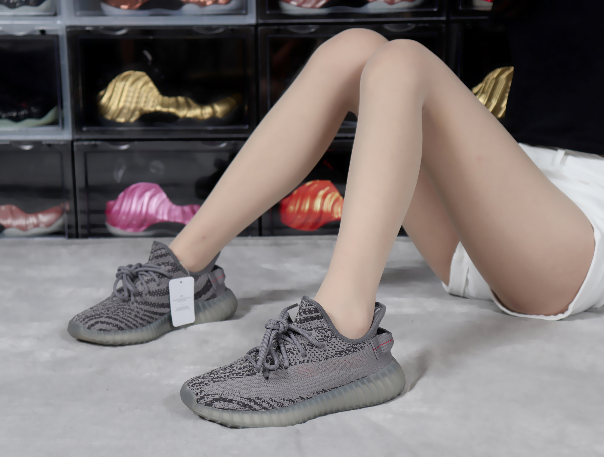 Kanye Running Shoes Ash Blue Zebra Cinder Pearl yezi Tail Light 3M Reflective Israfil Asriel Linen Trainers Mens Women high Quality With Box Size US12 US13
Kanye Running Shoes Ash Blue Zebra Cinder Pearl yezi Tail Light 3M Reflective Israfil Asriel Linen Trainers Mens Women high Quality With Box Size US12 US13