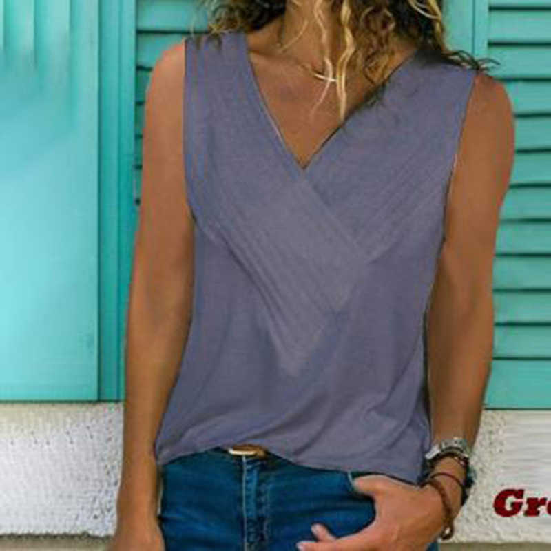 Summer Sexy Tank Tops Women V Neck Solid Loose Sleeveless Tee Shirt Casual Streetwear White Ladies Vest Plus Size -5XL 210526, Gray
Summer Sexy Tank Tops Women V Neck Solid Loose Sleeveless Tee Shirt Casual Streetwear White Ladies Vest Plus Size -5XL 210526, Gray