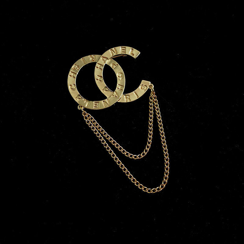 Classic Fashion Brand Designer Design Double Letter Gold Silver Brooch Women Pearl Rhinestone Brooch Suit Laple Pin Fashion Jewelry Accessories axh2
Classic Fashion Brand Designer Design Double Letter Gold Silver Brooch Women Pearl Rhinestone Brooch Suit Laple Pin Fashion Jewelry Accessories axh2