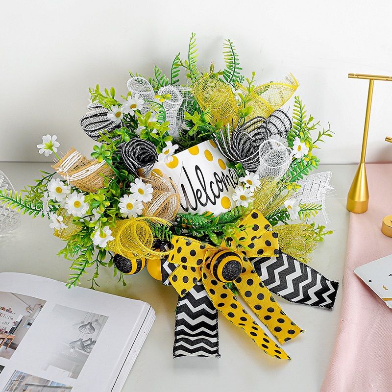 Decorative Flowers Bee Festival Garland Pendant Home Furnishing Wreath Decorations Holiday Props Door Hanging Wholesale
Decorative Flowers Bee Festival Garland Pendant Home Furnishing Wreath Decorations Holiday Props Door Hanging Wholesale