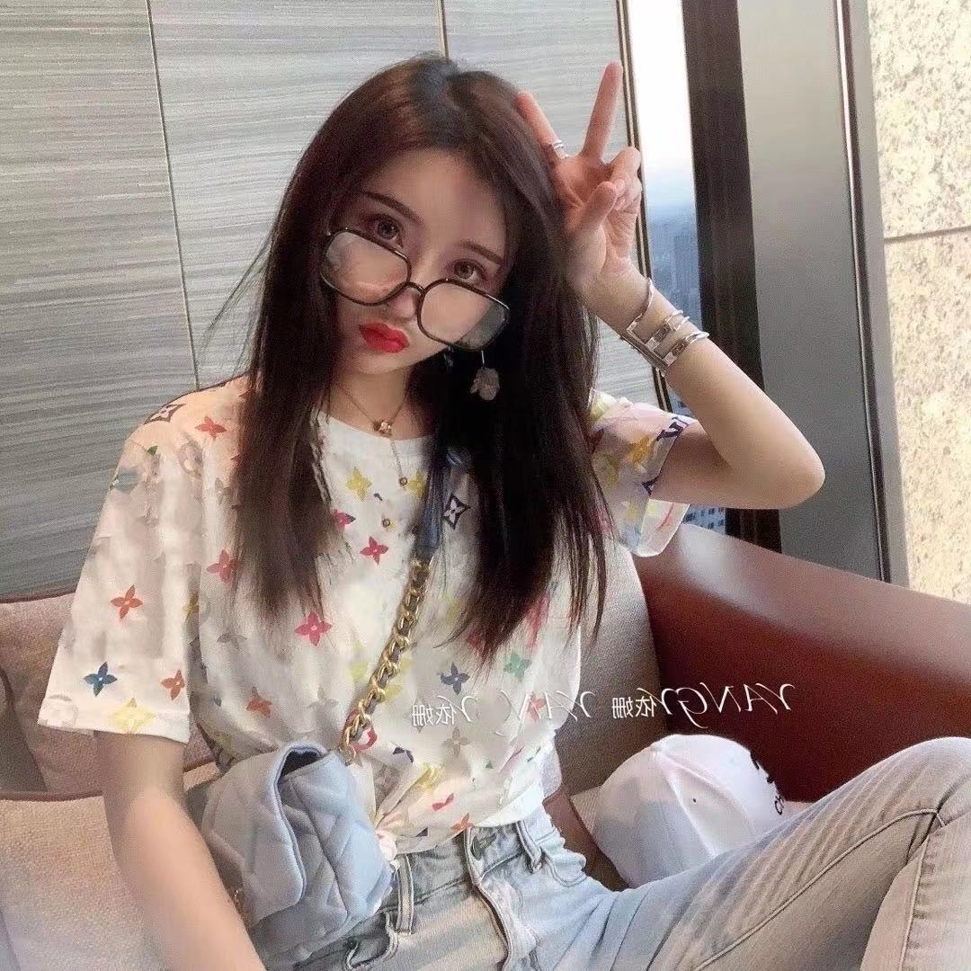 The summer web celebrity dazzle print lady t shirt fashion joker short sleeves round collar personality, White
The summer web celebrity dazzle print lady t shirt fashion joker short sleeves round collar personality, White