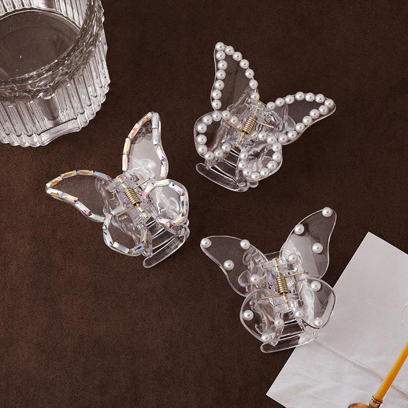 Hair Accessories Transparent Butterfly Pearl Claw Clip Simple Elegant Crystal Women Hairpin Retro Head Back Clamp Styling
Hair Accessories Transparent Butterfly Pearl Claw Clip Simple Elegant Crystal Women Hairpin Retro Head Back Clamp Styling