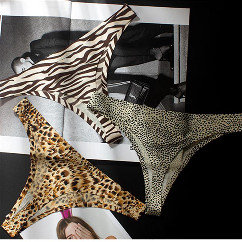 Women's Panties Soft Breathable Ice Silk Leopard Women Underwear Sexy Thong Female Seamless T-Back Low-Rise Lingerie G-String, Black;pink
Women's Panties Soft Breathable Ice Silk Leopard Women Underwear Sexy Thong Female Seamless T-Back Low-Rise Lingerie G-String, Black;pink