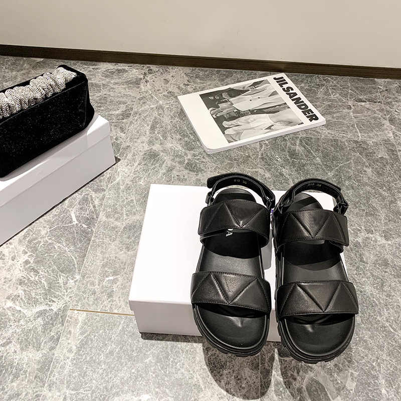 Spring Summer Women Shoes Genuine Leather Sandals Casual Fashion Beach Outdoor Shoe Black
Spring Summer Women Shoes Genuine Leather Sandals Casual Fashion Beach Outdoor Shoe Black