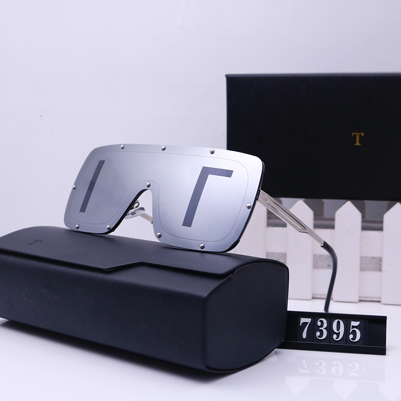 Brand Designer Polarized Sunglasses Men Women Pilot Sunglass Luxury UV400 Eyewear D Sun glasses Driver Metal Full Frame With Box 2201141D
Brand Designer Polarized Sunglasses Men Women Pilot Sunglass Luxury UV400 Eyewear D Sun glasses Driver Metal Full Frame With Box 2201141D