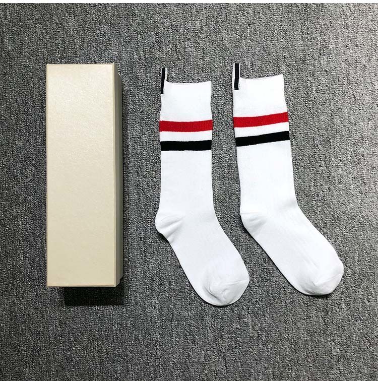 Men's and women's TB mid-tube socks cotton deodorant sweat-absorbent long sports sock, 3 pairs
Men's and women's TB mid-tube socks cotton deodorant sweat-absorbent long sports sock, 3 pairs