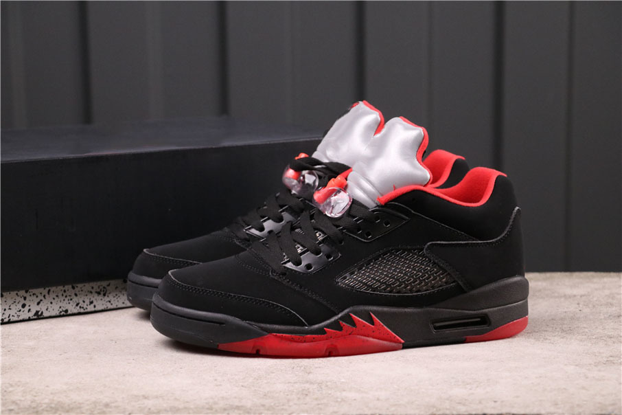 Shoes Good Jumpman 5 Low Alternate Basketball Black Collaboration Sports Zapatos Sneakers Ship
Shoes Good Jumpman 5 Low Alternate Basketball Black Collaboration Sports Zapatos Sneakers Ship