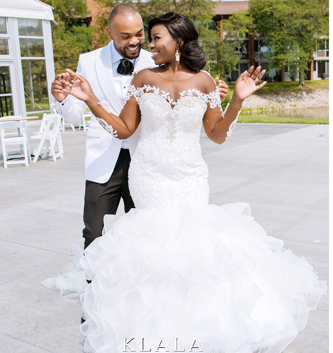 2021 Plus Size Arabic Aso Ebi Luxurious Lace Crystals Wedding Gowns Sheer Neck Mermaid Long Sleeves Bridal Dresses ZJ474