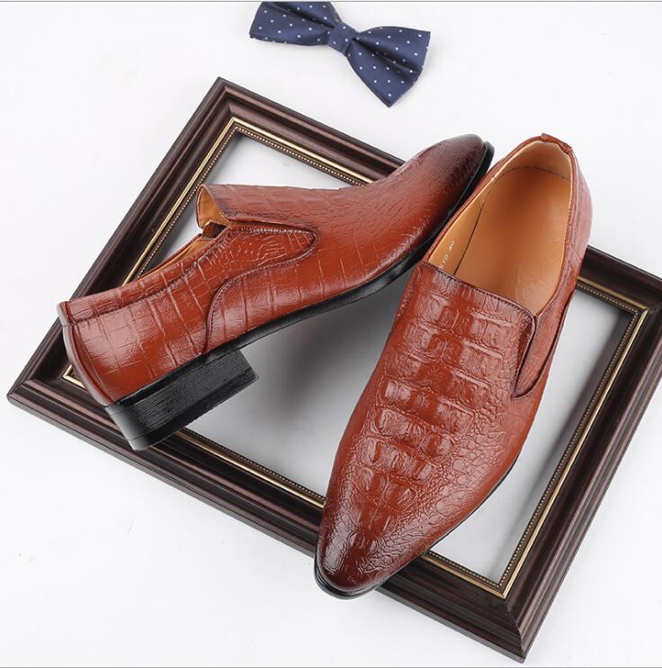 New England Pointed Business Fashion Crocodile Lines Tide Men's Shoes Low Help Classic Leather Shoes Casual Single Shoes