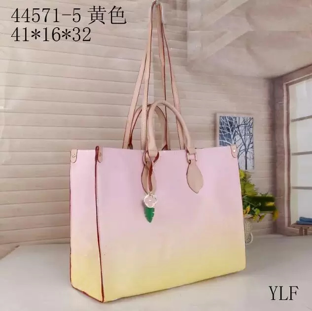 YQ 2022 Designers bag Women's wallet GM ONTHEGO Women handbags High Quality Ladies Chain Shoulder PU Leather Luxury Evening Bags Cross body Totes Purse Multi color, Additional shipping
YQ 2022 Designers bag Women's wallet GM ONTHEGO Women handbags High Quality Ladies Chain Shoulder PU Leather Luxury Evening Bags Cross body Totes Purse Multi color, Additional shipping