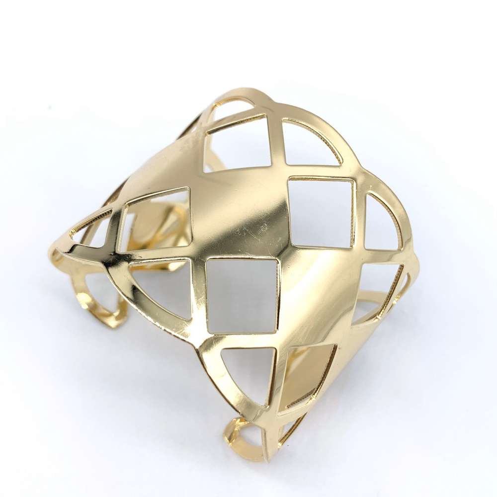 Hand catenary Jewelry fashion simple hollow out flower bracelet exaggerated personality wide open Bracelet, Golden;silver
Hand catenary Jewelry fashion simple hollow out flower bracelet exaggerated personality wide open Bracelet, Golden;silver