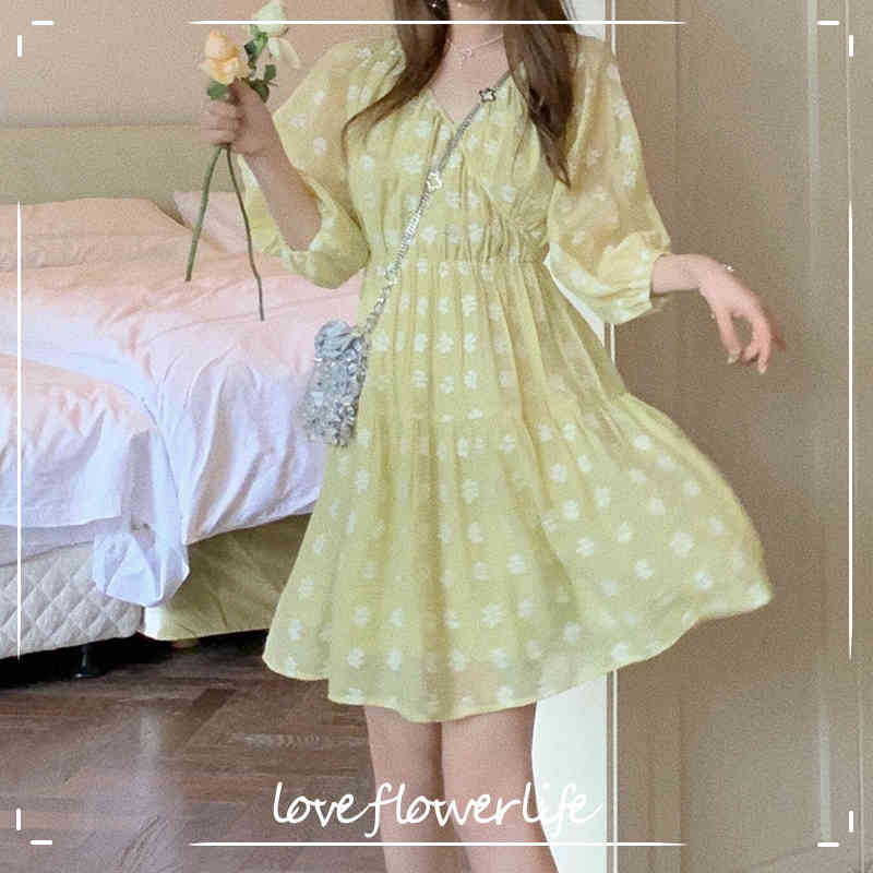Dress Korean Summer Sweet Vintage Mini Dress Women Kawaii V-Neck Fairy Party Foral Dress Female Beach Design 210521, Yellow
Dress Korean Summer Sweet Vintage Mini Dress Women Kawaii V-Neck Fairy Party Foral Dress Female Beach Design 210521, Yellow