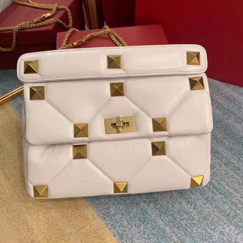 Classic Stud Handbag Tote Bag Rivet Crossbody Bags Golden Chain Nails Sheepskin Genuine Leather Fashion Handbags Purse Plain Cover Wallet, White
Classic Stud Handbag Tote Bag Rivet Crossbody Bags Golden Chain Nails Sheepskin Genuine Leather Fashion Handbags Purse Plain Cover Wallet, White