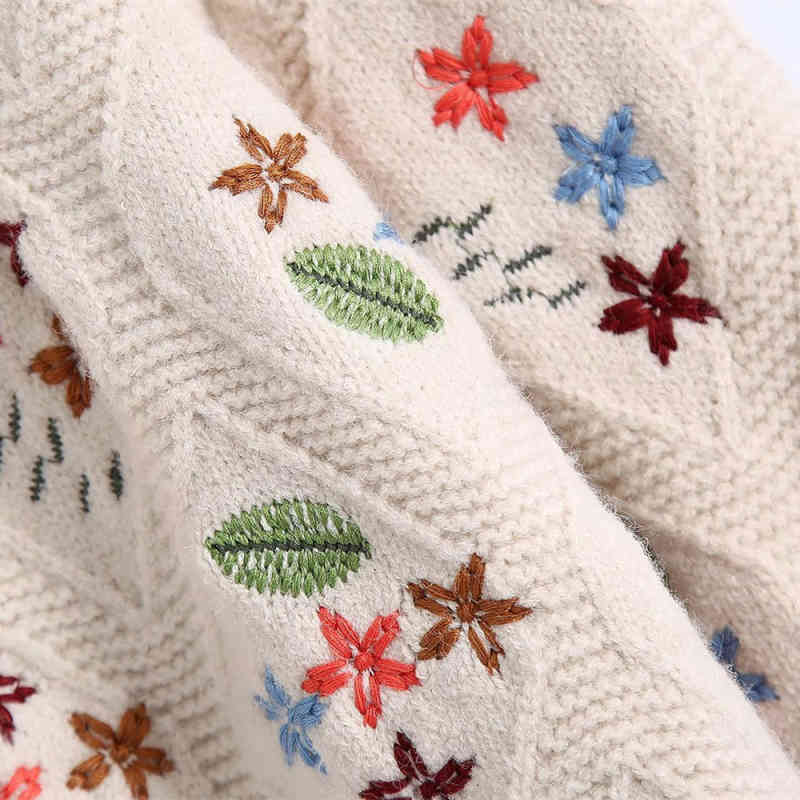 Vintage Woman Beige Oversized Embroidery Knitted Cardigan Autumn Sweet Ladies Soft Sweaters Female Fashion Loose Knitwear 210515