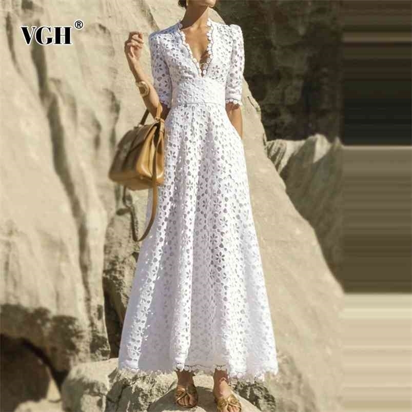 VGH Elegant White Maxi Dress For Women V Neck Half Sleeve High Waist Hollow Out Slim Dresses Autumn Style Fashion 210623