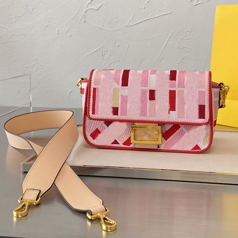 Handbag Woman Bag Messenger Bags Canvas Fashion Patchwork Color Letter Embroidery Hardware Hasp Detachable Wide Shoulder Strap High Quality, Pink
Handbag Woman Bag Messenger Bags Canvas Fashion Patchwork Color Letter Embroidery Hardware Hasp Detachable Wide Shoulder Strap High Quality, Pink