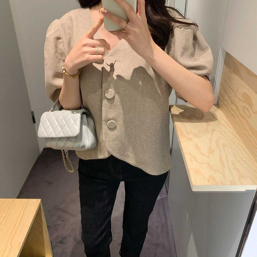 Korejpaa Women Shirt Summer Korean Chic Minimalist Temperament V-Neck Three Buttons Loose Solid Color Puff Sleeve Blouses 210526
