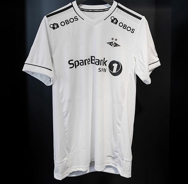 Rosenborg BK home soccer jerseys 2021 2022 football shirt 21 22 Rosenborg BK Short sleeve jerseys Camisa de futebol Men' T-Shirts, Black
Rosenborg BK home soccer jerseys 2021 2022 football shirt 21 22 Rosenborg BK Short sleeve jerseys Camisa de futebol Men' T-Shirts, Black