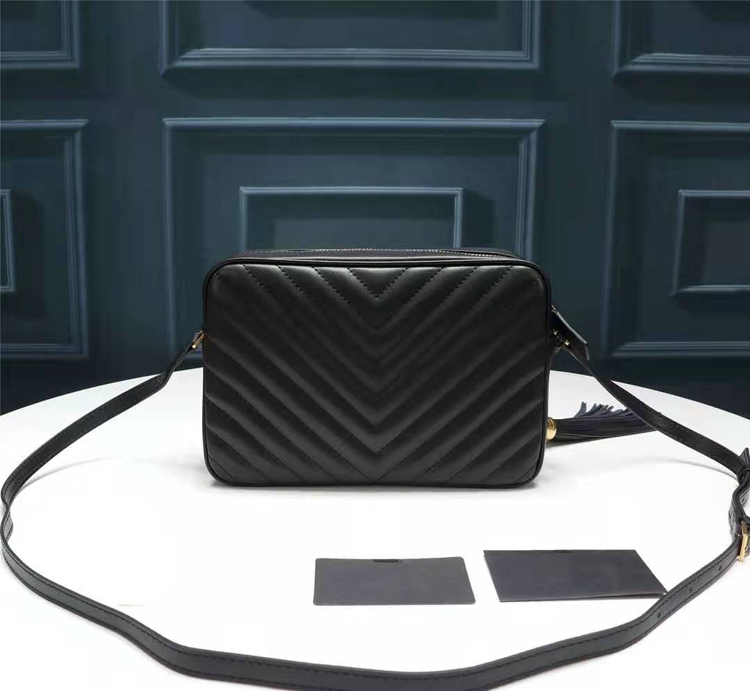 Classic Top Luxurys Designers Bag Women's Handbags,2021 Fashion Women Crossbody bags high-end brand high-quality Messenger wallet,Made of pure cow leather, Black
Classic Top Luxurys Designers Bag Women's Handbags,2021 Fashion Women Crossbody bags high-end brand high-quality Messenger wallet,Made of pure cow leather, Black