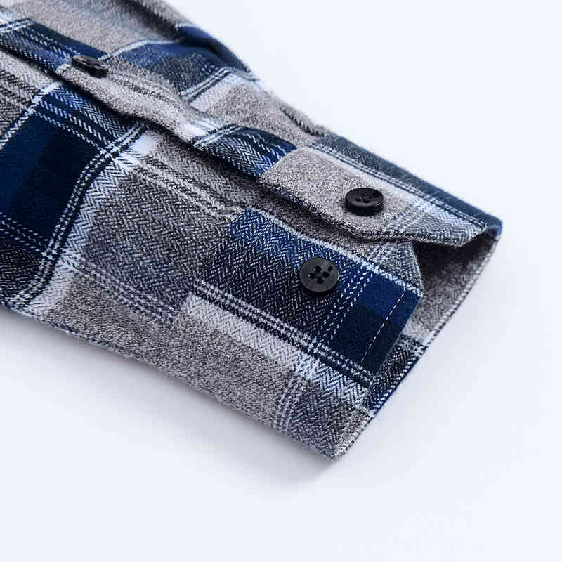 Men's Brushed Cotton Plaid Casual Shirt Single Patch Pocket Long Sleeve Standard-fit Comfortable Flannel Thick Gingham Shirts 210506