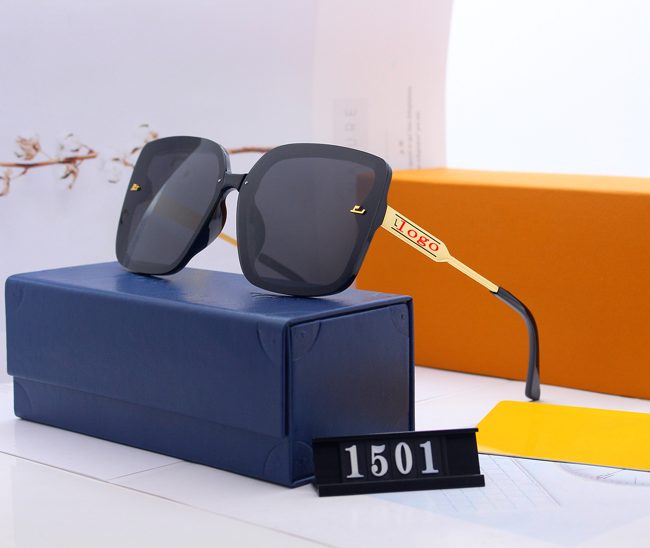 Classic polarized sunglasses fashion personality retro sunscreen full frame black anti laser anti-ultraviolet outdoor riding protection wild, White;black
Classic polarized sunglasses fashion personality retro sunscreen full frame black anti laser anti-ultraviolet outdoor riding protection wild, White;black