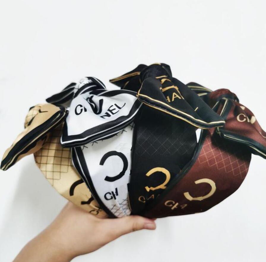 Fashion Designer Brand Letter Printing Pure Cotton Headbands HairBands Women Elastic Wide-brimmed Mixed Color HairHoop Headwears Sports Fitness Hair Accessories
Fashion Designer Brand Letter Printing Pure Cotton Headbands HairBands Women Elastic Wide-brimmed Mixed Color HairHoop Headwears Sports Fitness Hair Accessories
