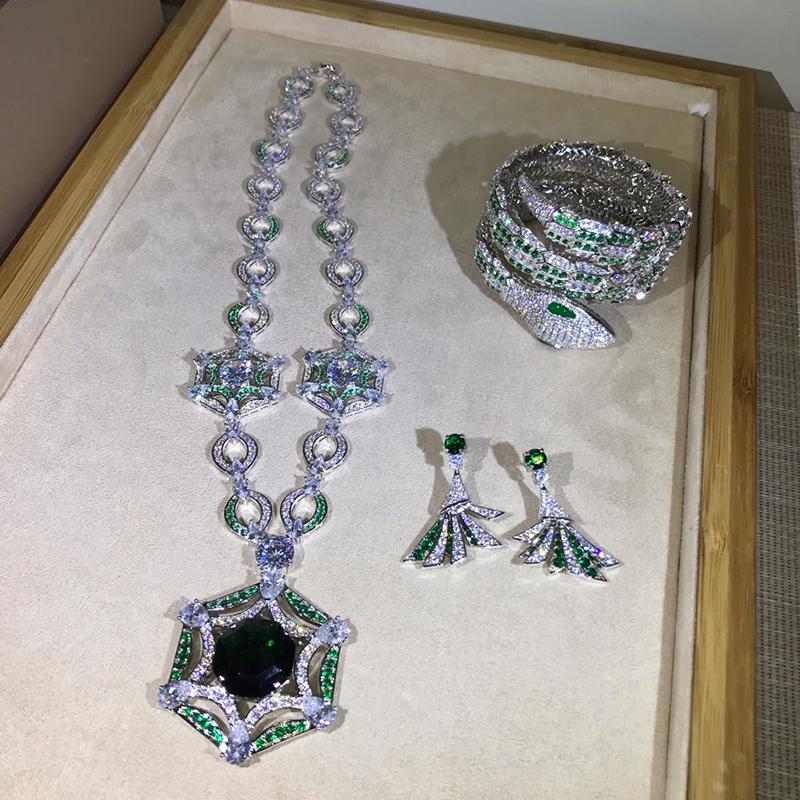 Earrings & Necklace Brand Fine Custom Jewelry For Women Fan Wedding Green Crystal Party Set Big Design Banquet Neckacle, Silver
Earrings & Necklace Brand Fine Custom Jewelry For Women Fan Wedding Green Crystal Party Set Big Design Banquet Neckacle, Silver