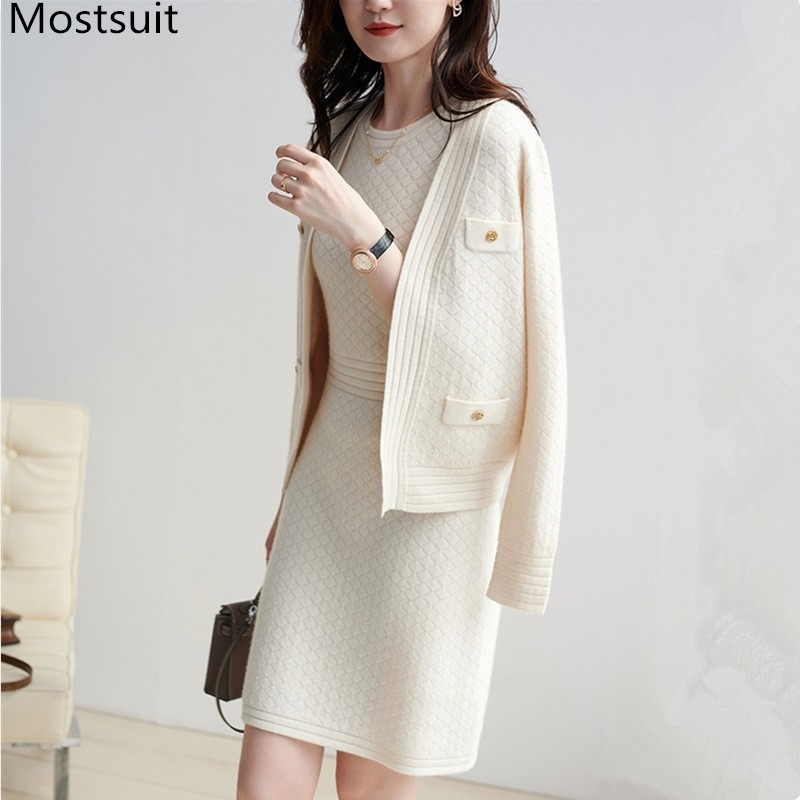 Vintage Elegant Knitted Two Piece Sets Women Spring Cardigan + Sleeveless Dress Outfits Fashion Ladies 2 Pcs 210518, Beige
Vintage Elegant Knitted Two Piece Sets Women Spring Cardigan + Sleeveless Dress Outfits Fashion Ladies 2 Pcs 210518, Beige