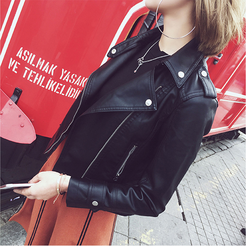 GOOHOJIO 2021 New Autumn Turndown Collar Women Pu Leather Jacket Woman Zipper Short Coat Female Black Faux Leather Outwear Women
GOOHOJIO 2021 New Autumn Turndown Collar Women Pu Leather Jacket Woman Zipper Short Coat Female Black Faux Leather Outwear Women