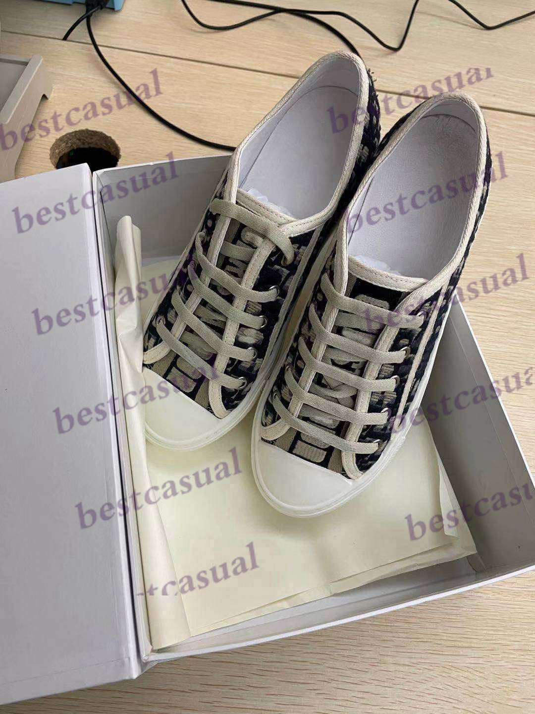 40% design sneaker top quality lace-up casual shoes catwalk canvas full-grain sheepskin insole sneakers with Lucky heart on the sole, As picture
40% design sneaker top quality lace-up casual shoes catwalk canvas full-grain sheepskin insole sneakers with Lucky heart on the sole, As picture