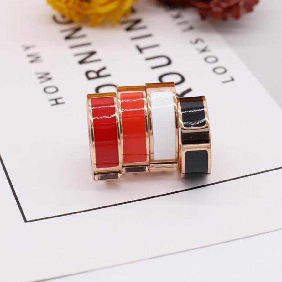 Designer Ring Lovers Simple Letter Design Enamel for Man Woman Fashion Rings Size 5-11
Designer Ring Lovers Simple Letter Design Enamel for Man Woman Fashion Rings Size 5-11