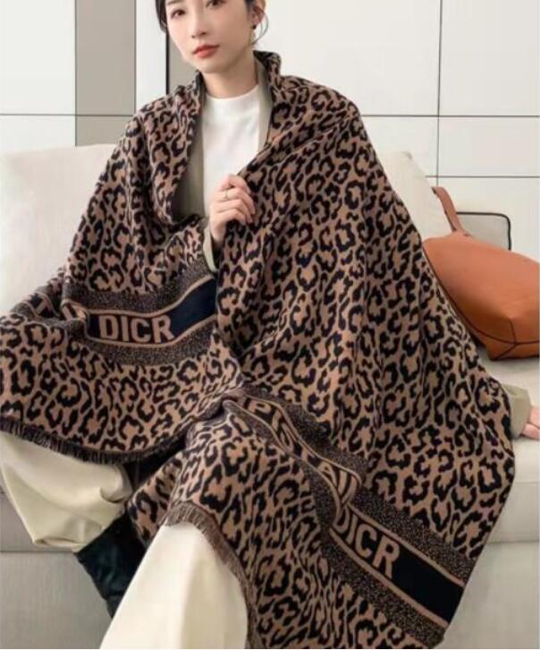 Winter Leopard scarf woman air conditioning room double-sided shawl cashmere warmth scarves 180*70CM
Winter Leopard scarf woman air conditioning room double-sided shawl cashmere warmth scarves 180*70CM