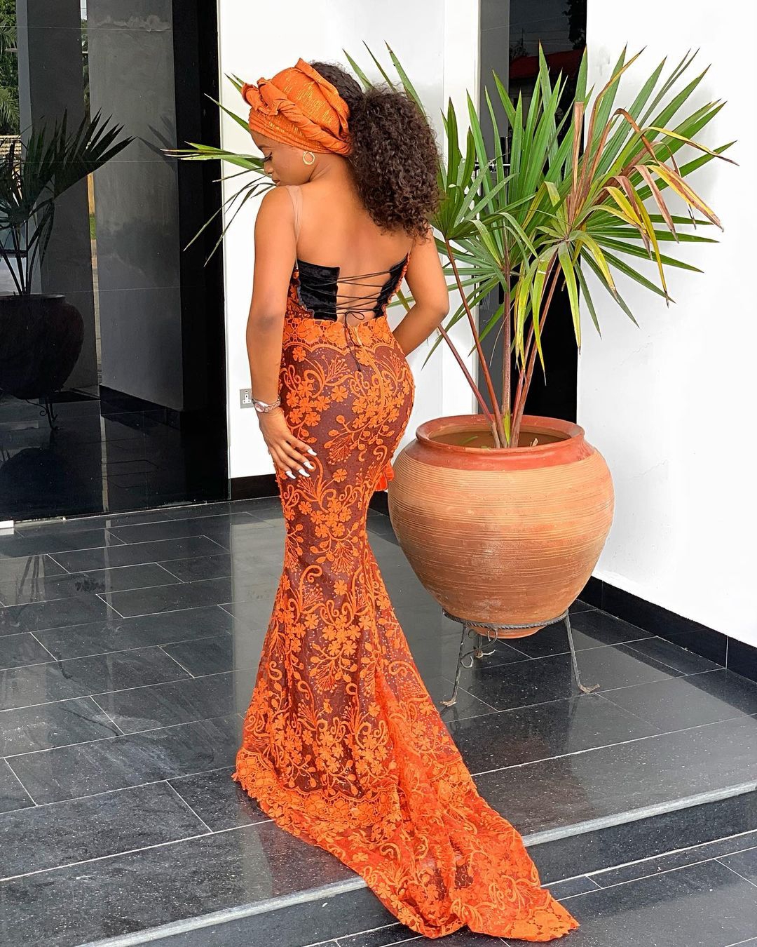Sexy Lace Evening Dresses Aso Ebi Style V Neck Sheer Mermaid Plus Size black orange african prom dress vestidos de gala
