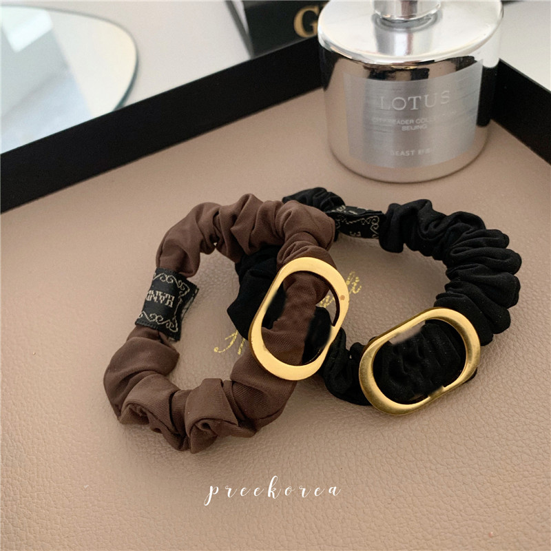 Fashion Metal Letter Rubber Bands Alloy Elegant Women Hair Tie Versatile Head Rope Accessories Wholesale
Fashion Metal Letter Rubber Bands Alloy Elegant Women Hair Tie Versatile Head Rope Accessories Wholesale