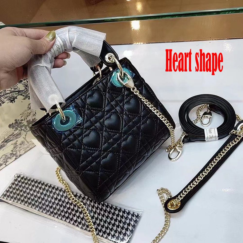 Classic brand Designer bags luxury messenger high quality shoulder boutique women shopping bag 17cm, Not sold separately
Classic brand Designer bags luxury messenger high quality shoulder boutique women shopping bag 17cm, Not sold separately