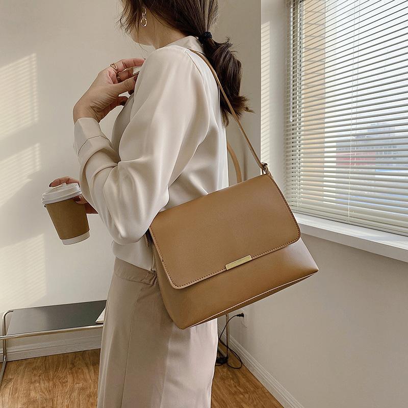 Shoulder Bags Pu Leathershoulder Bag Women Large 2021 Summer Trend White Wide Crossbody Messenger Big High Quality Handbags, Black
Shoulder Bags Pu Leathershoulder Bag Women Large 2021 Summer Trend White Wide Crossbody Messenger Big High Quality Handbags, Black