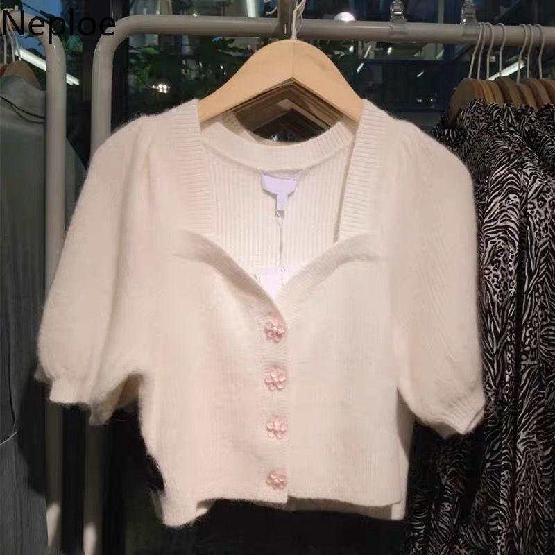 Neploe Cropped Knitted Tops Women Floral Buckle Short Sleeve Soft Loose Cardigan Sweaters Square Collar Vintage Summer Suter 210422