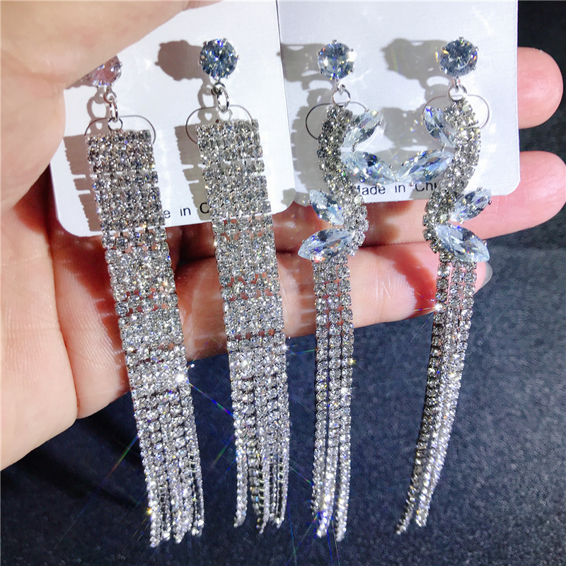 Iced Out Earrings Rhinestone Tassel Drop Dangles Bling Cubic Zirconia Star Flower Design Women Fashion Jewelry Wedding Party Street Hypoallergenic Cha