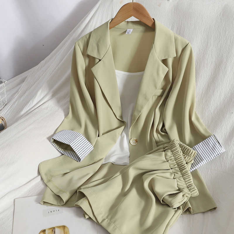 DEAT Summer Fashion Cardigan Roll Sleeve Striped Suit Jacket + Straight Shorts Suspender Three Piece Women's SK050 210709, Green
DEAT Summer Fashion Cardigan Roll Sleeve Striped Suit Jacket + Straight Shorts Suspender Three Piece Women's SK050 210709, Green