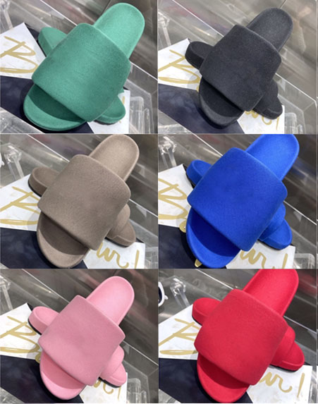 2022 Designer Slipper Women Soft Sole Sandals Classic Summer Fashion Luxury Flat Slippers Beach Slide Platform Flip Flops Shoes Size 35-40, Clear
2022 Designer Slipper Women Soft Sole Sandals Classic Summer Fashion Luxury Flat Slippers Beach Slide Platform Flip Flops Shoes Size 35-40, Clear