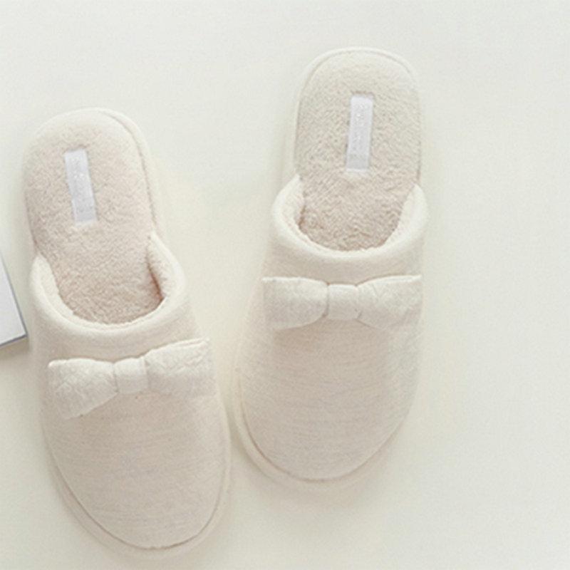 Autumn Style Fresh Simple Bowknot Adult Slippers Plain Color Indoor Home Cotton Anti-skid And Silent Household Women Shoes, Beige
Autumn Style Fresh Simple Bowknot Adult Slippers Plain Color Indoor Home Cotton Anti-skid And Silent Household Women Shoes, Beige