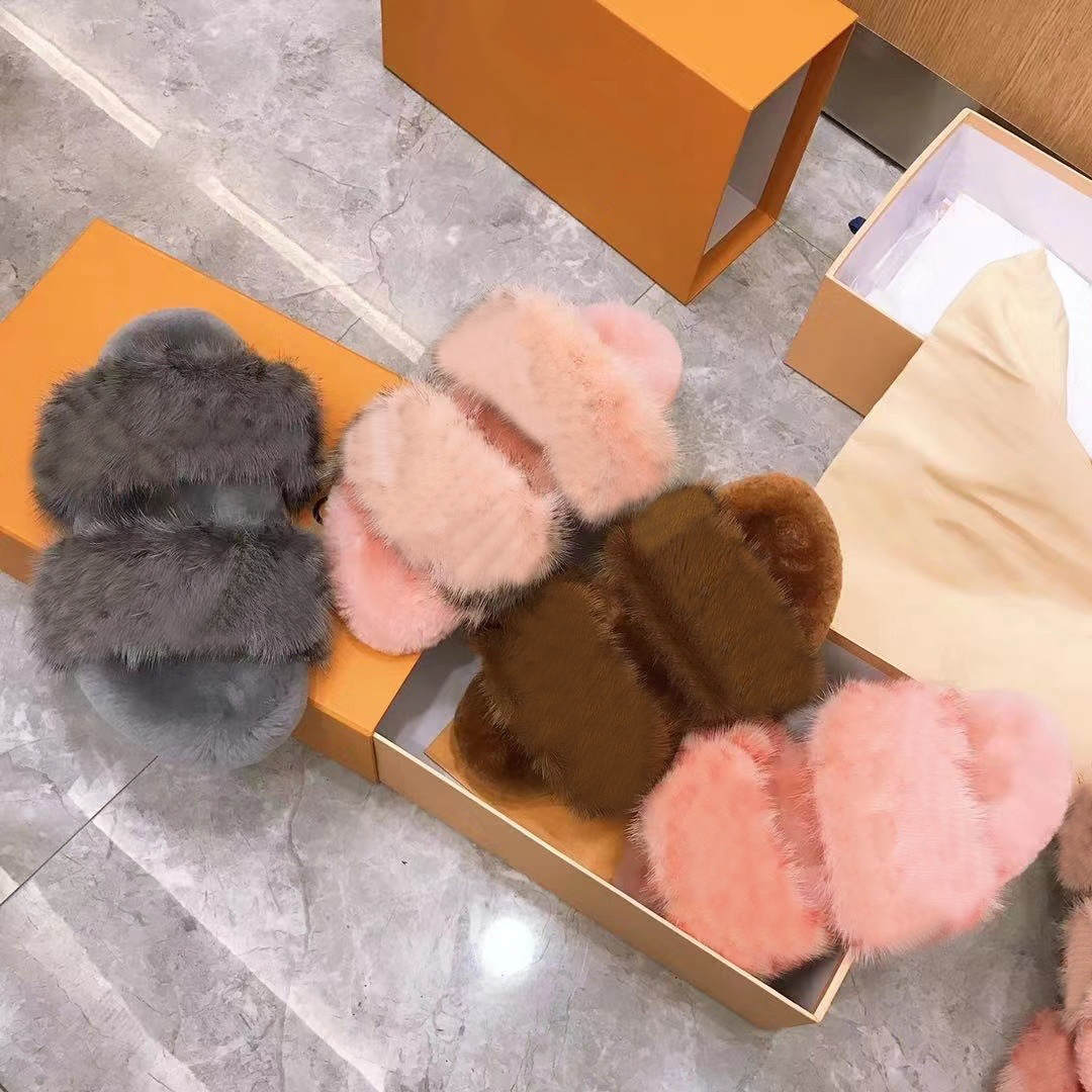 women Flat Mink fur Slippers warm cotton slipper fashion ladies minks slides shoes with box large size 35-42, Black
women Flat Mink fur Slippers warm cotton slipper fashion ladies minks slides shoes with box large size 35-42, Black
