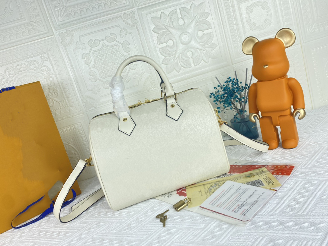 Handbag Women Luxurys Designers Shopping Totes luggage Shoulder Nicolas Ghesquière Crossbody Bag Tote Purses Boston Handbags Keepall Speedy Pochette Duffel Bags
Handbag Women Luxurys Designers Shopping Totes luggage Shoulder Nicolas Ghesquière Crossbody Bag Tote Purses Boston Handbags Keepall Speedy Pochette Duffel Bags
