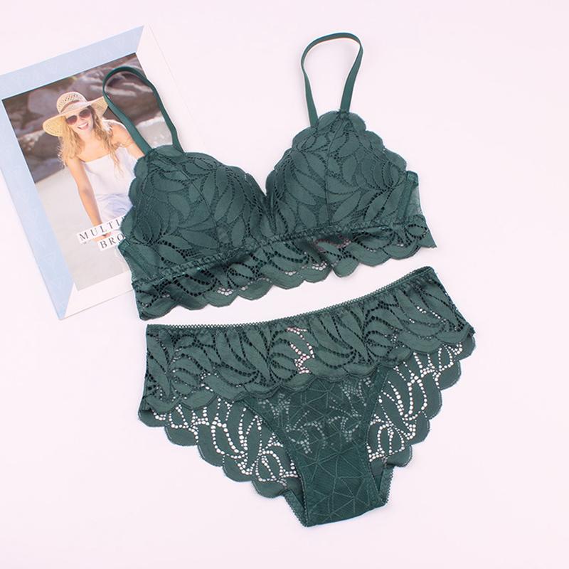 Bras Sets Willow Leaves Pattern Lace Soft Cup Ultra Thin Lined Wireless Bra And Panties Set Lacy Underwear Women Lingerie 2021 Fashion, Black
Bras Sets Willow Leaves Pattern Lace Soft Cup Ultra Thin Lined Wireless Bra And Panties Set Lacy Underwear Women Lingerie 2021 Fashion, Black