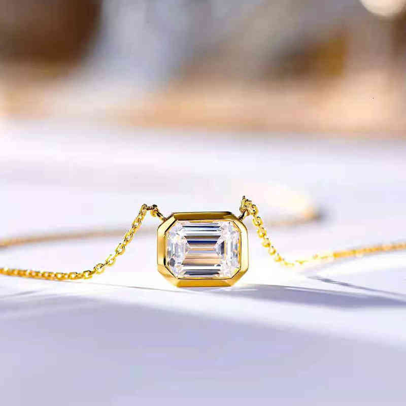 Emerald Rectangular Necklace Female Summer Sterling Silver Style Ins Niche Pagoda Diamond a Clavicle Chain Color Gold
