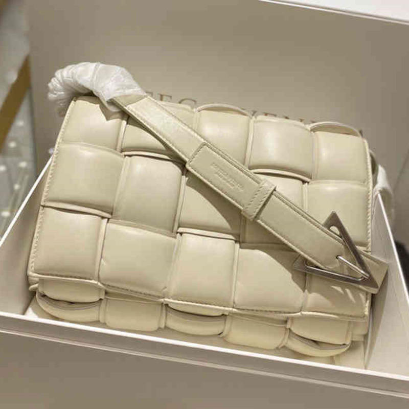 Handbags Luxurys Designer Veneta Italy Bottega Luxury Bag Fashion Women's Small White Woven Pillow Casual Versatile One Shoulder Messenger zz
Handbags Luxurys Designer Veneta Italy Bottega Luxury Bag Fashion Women's Small White Woven Pillow Casual Versatile One Shoulder Messenger zz