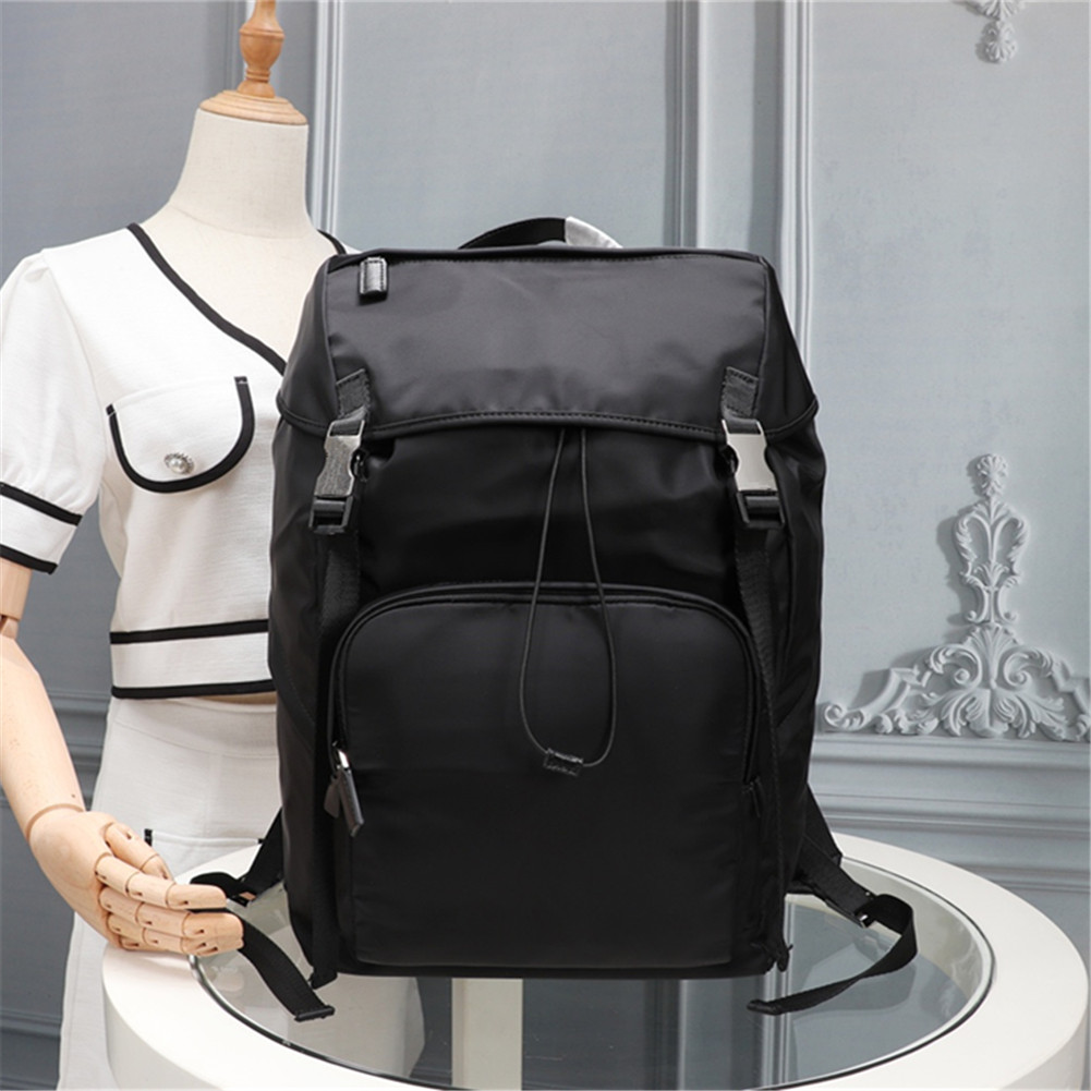 Men's black nylon canvas waterproof backpack fashion leisure sports outdoor fitness rock climbing multi-function large-capacity travel bag
Men's black nylon canvas waterproof backpack fashion leisure sports outdoor fitness rock climbing multi-function large-capacity travel bag